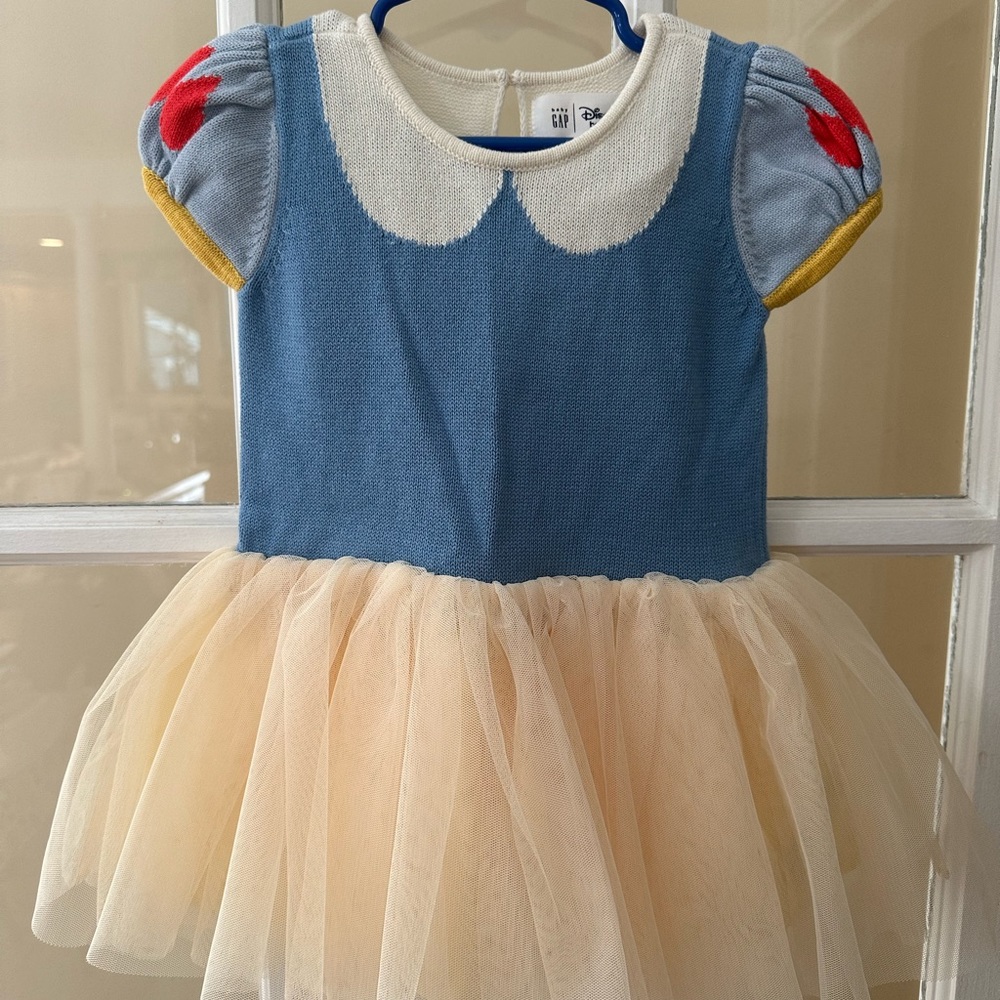 BabyGap Snow White sweater dress